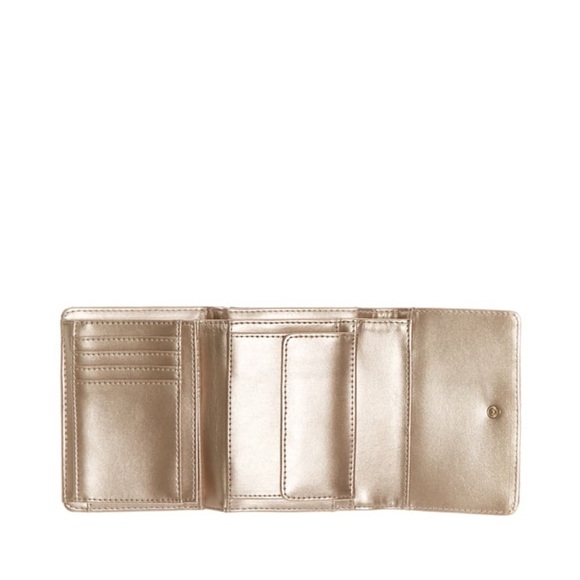 New GUESS Tyren Quattro G Trifold Wallet - Picture 3 of 8